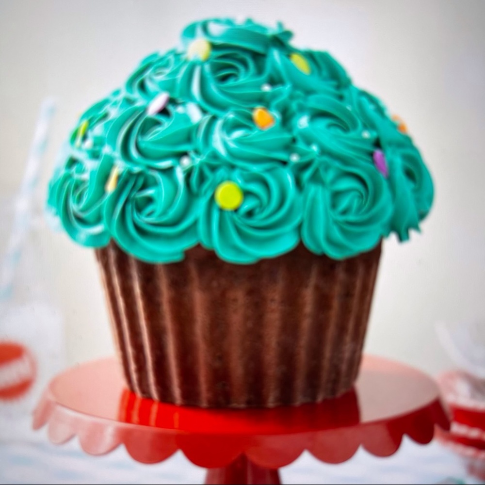 Wilton Giant Cupcake Cake Pan - Picture 2 of 11